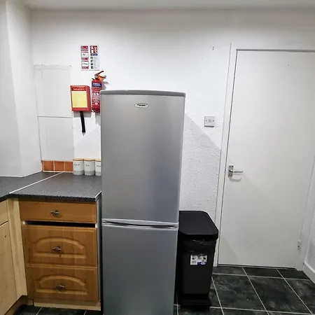 *rb1gh* For Your Relaxed & Cosy + Free Parking + Free Fast Wifi * Leeds (West Yorkshire)