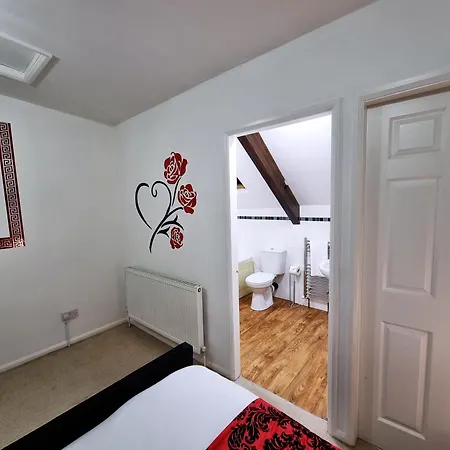*rb1gh* For Your Relaxed & Cosy + Free Parking + Free Fast Wifi * Homestay Leeds (West Yorkshire)