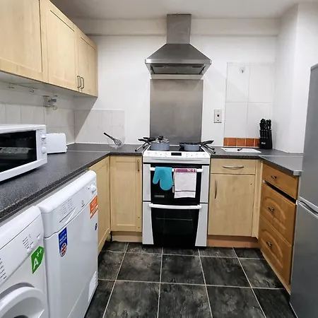 *rb1gh* For Your Relaxed & Cosy + Free Parking + Free Fast Wifi * Leeds (West Yorkshire)