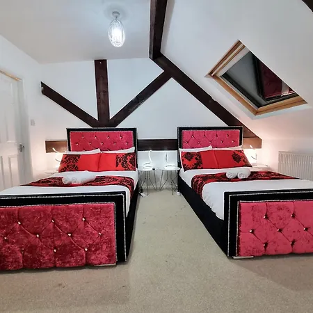 *rb1gh* For Your Relaxed & Cosy + Free Parking + Free Fast Wifi * Homestay *