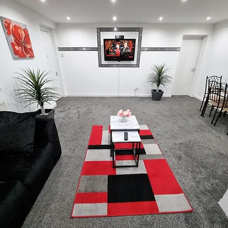 *rb1gh* For Your Relaxed & Cosy + Free Parking + Free Fast Wifi * *