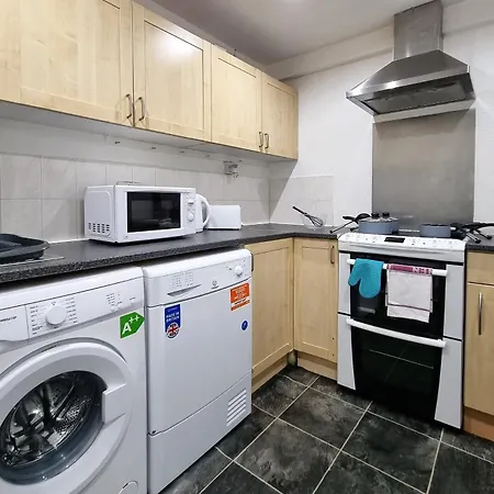*rb1gh* For Your Relaxed & Cosy + Free Parking + Free Fast Wifi * * Leeds (West Yorkshire)